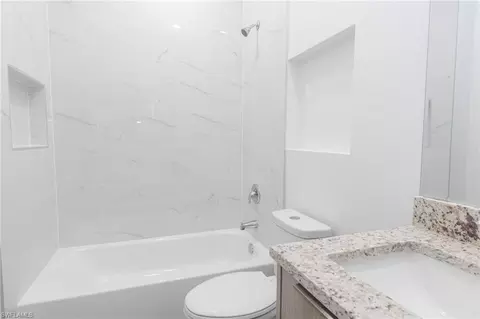 8038 Rolling Cir, Labelle, FL 33935 photo 32