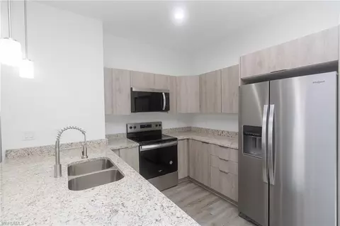 8038 Rolling Cir, Labelle, FL 33935 photo 8