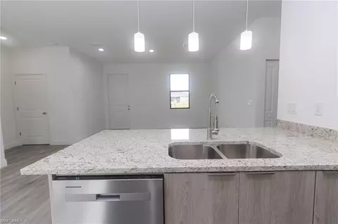 8038 Rolling Cir, Labelle, FL 33935 photo 11
