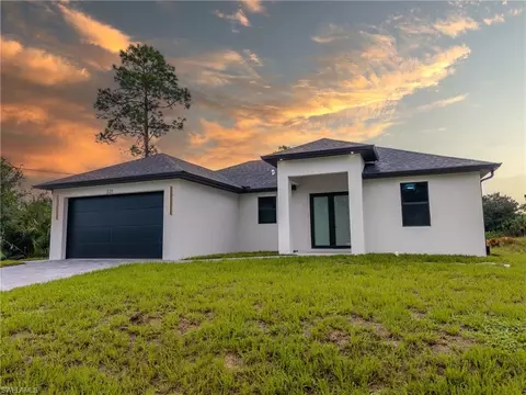 331 Naples Ave S, Lehigh Acres, FL 33974