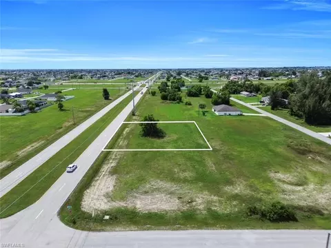 1722 Santa Barbara Blvd N, Cape Coral, FL 33993