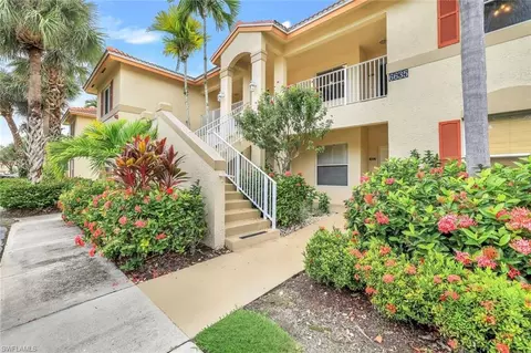 6635 Huntington Lakes Cir #202, Naples, FL 34119