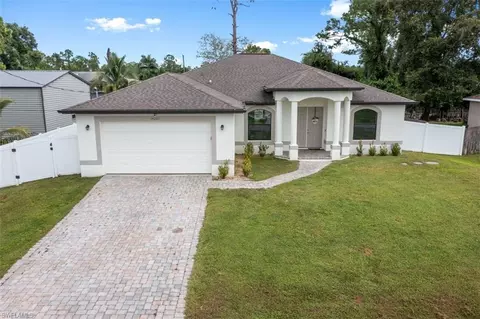 14221 Chancellor St, Fort Myers, FL 33905