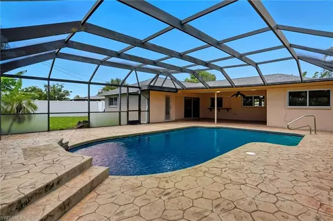 1322 Everest Pkwy, Cape Coral, FL 33904