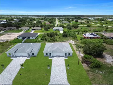424-426 Grant Blvd, Lehigh Acres, FL 33974