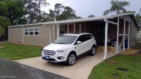 9822 Creekwood Ln, Fort Myers, FL 33905