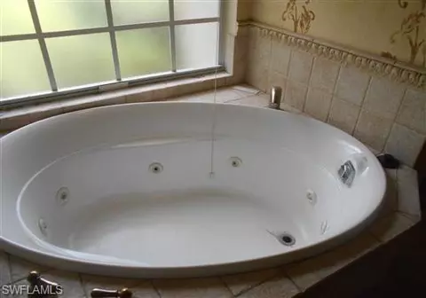 Bath - 620 3rd St SW, Naples, FL 34117 photo 1 of 1