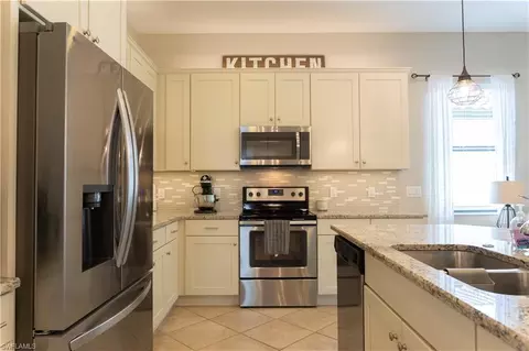 11518 Golden Oak Ter, Fort Myers, FL 33913