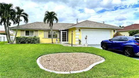 40 NE 13th Pl, Cape Coral, FL 33909