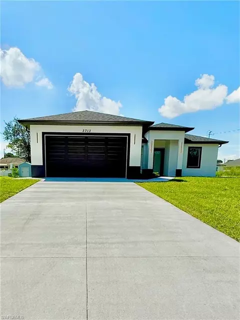 3713 38th St SW, Lehigh Acres, FL 33976