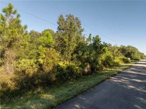 1503 Acacia Ave, Lehigh Acres, FL 33972