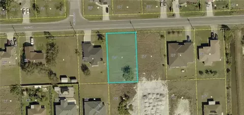 4007 8th St SW, Lehigh Acres, FL 33976