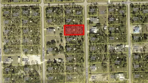 2219 Canton Ave, Alva, FL 33920