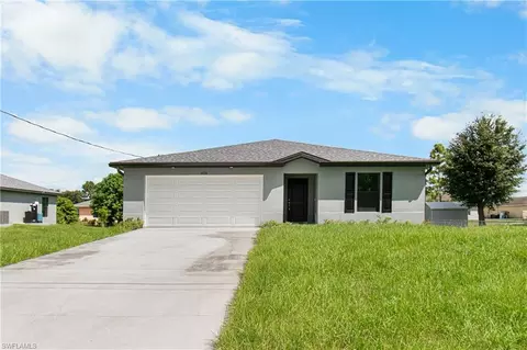 6006 Paula Ave N, Lehigh Acres, FL 33971