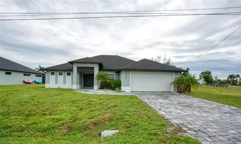 2733 SW 11th Ave, Cape Coral, FL 33914