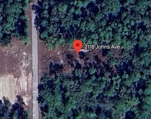 2118 Johns Ave, Alva, FL 33920