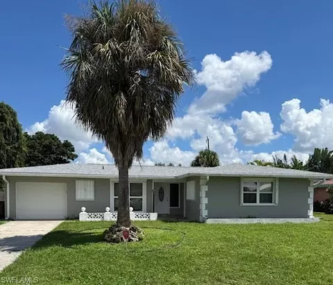 2723 SE 16th Pl, Cape Coral, FL 33904