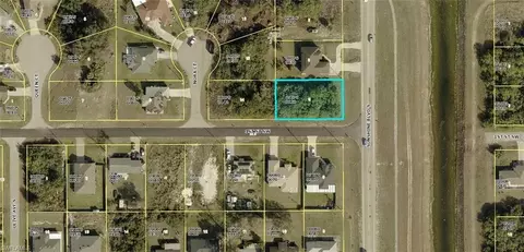 54 Sunshine Blvd S, Lehigh Acres, FL 33976