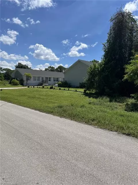 5567 Judith Rd, Bokeelia, FL 33922