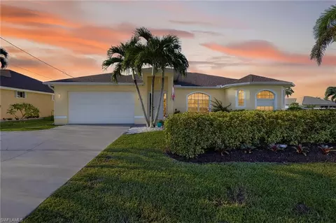 2606 Beach Pkwy W, Cape Coral, FL 33914