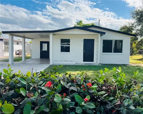 3018 Lafayette St, Fort Myers, FL 33916