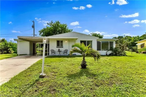 1134 Cherokee Ave, Lehigh Acres, FL 33936