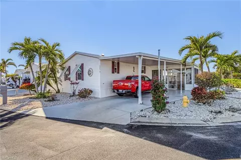 3073 Sloop Ln, Saint James City, FL 33956