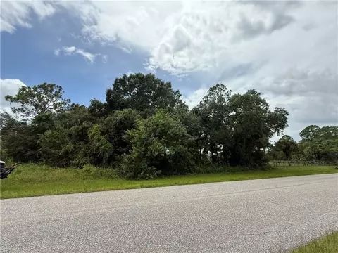 390 Hunting Club Ave, Clewiston, FL 33440