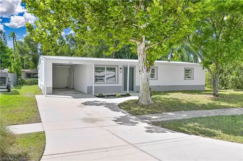 927 Coconut Dr, North Fort Myers, FL 33903