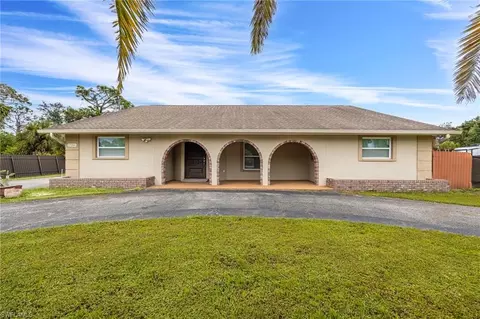 17200 E Lake Dr, North Fort Myers, FL 33917