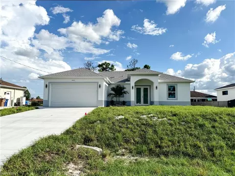 3003 20th St SW, Lehigh Acres, FL 33976