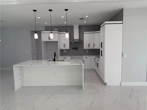 911 Asher St E, Lehigh Acres, FL 33974 photo 14