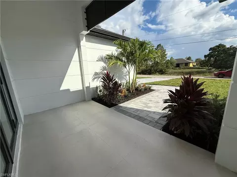 911 Asher St E, Lehigh Acres, FL 33974 photo 7