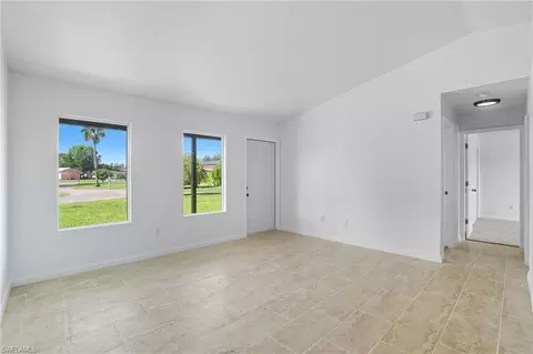 Living - 2008 Clipper Ct, Labelle, FL 33935 photo 4 of 4