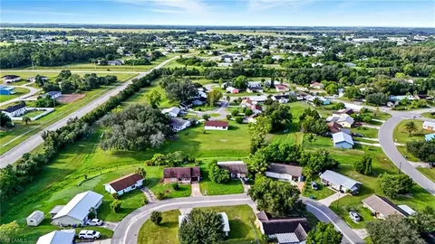 View/Area - 2008 Clipper Ct, Labelle, FL 33935 photo 6 of 11