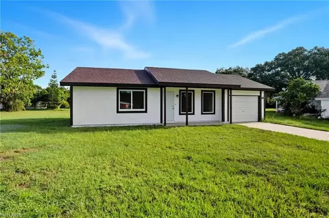 Exterior - 2008 Clipper Ct, Labelle, FL 33935 photo 2 of 8