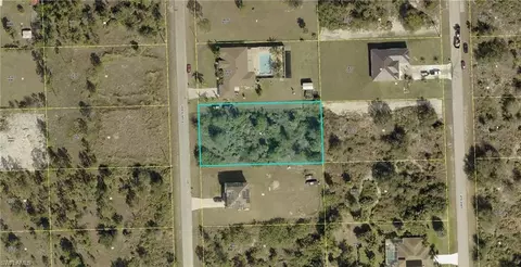 906 8th Ave, Lehigh Acres, FL 33972