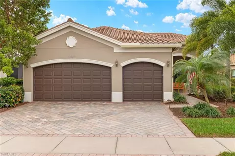 11667 Kati Falls Ln, Fort Myers, FL 33913