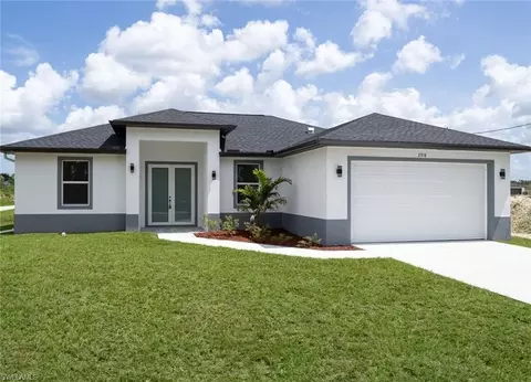 2812 21st St W, Lehigh Acres, FL 33971