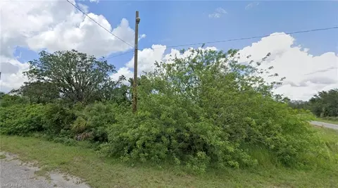 1849 Merchant Cir, Lehigh Acres, FL 33972
