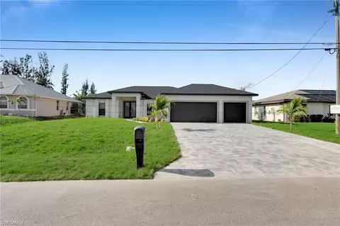 627 NW 8th Ter, Cape Coral, FL 33993