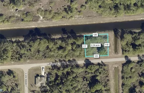 1143 Cherry St E, Lehigh Acres, FL 33974