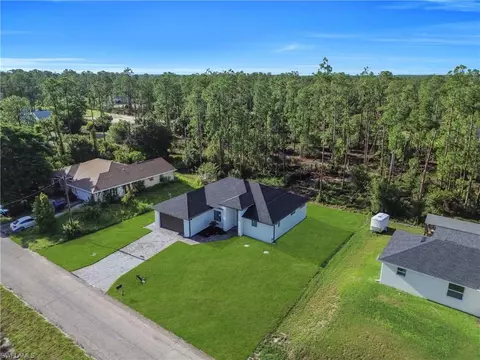 4002 E 9th St, Lehigh Acres, FL 33972 photo 3