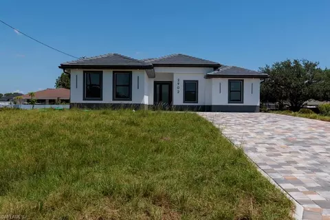 3218 4th St SW, Lehigh Acres, FL 33976