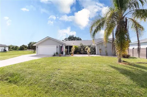 6047 Tabor Ave, Fort Myers, FL 33905