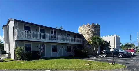 14053 Northumberland Dr #201, Fort Myers, FL 33908