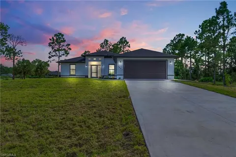 7602 18th Pl, Labelle, FL 33935