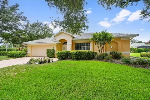 11810 Woodshire Cir, Fort Myers, FL 33913