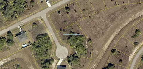 303 Ryan Ct, Labelle, FL 33935