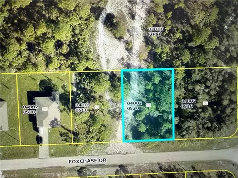 671 Foxchase Dr, Lehigh Acres, FL 33974